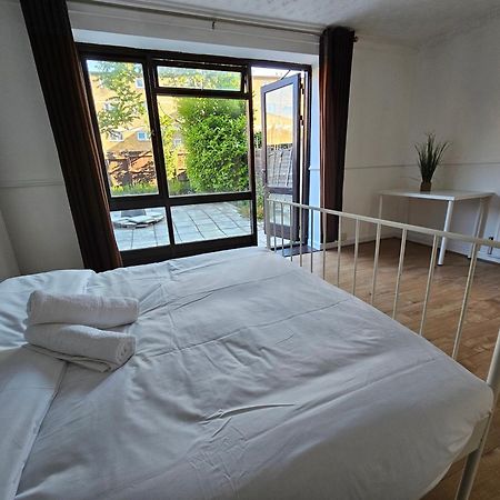 Towerhill Rooms Londra Dış mekan fotoğraf