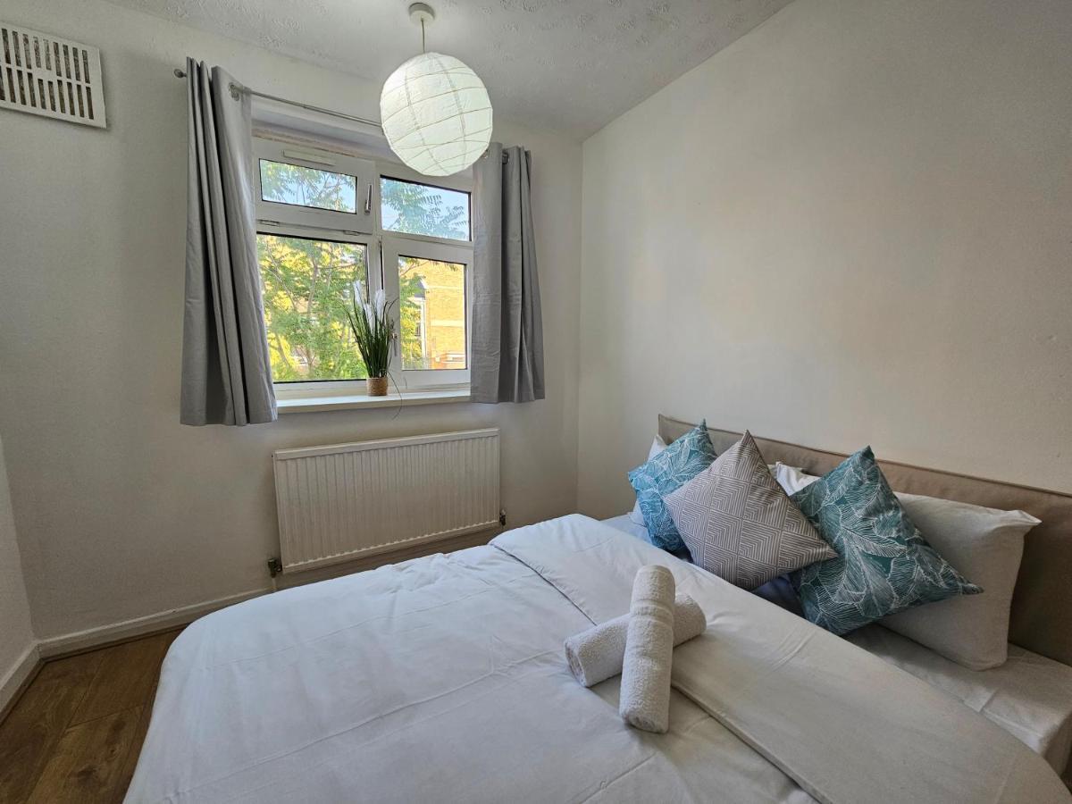 Towerhill Rooms Londra Dış mekan fotoğraf