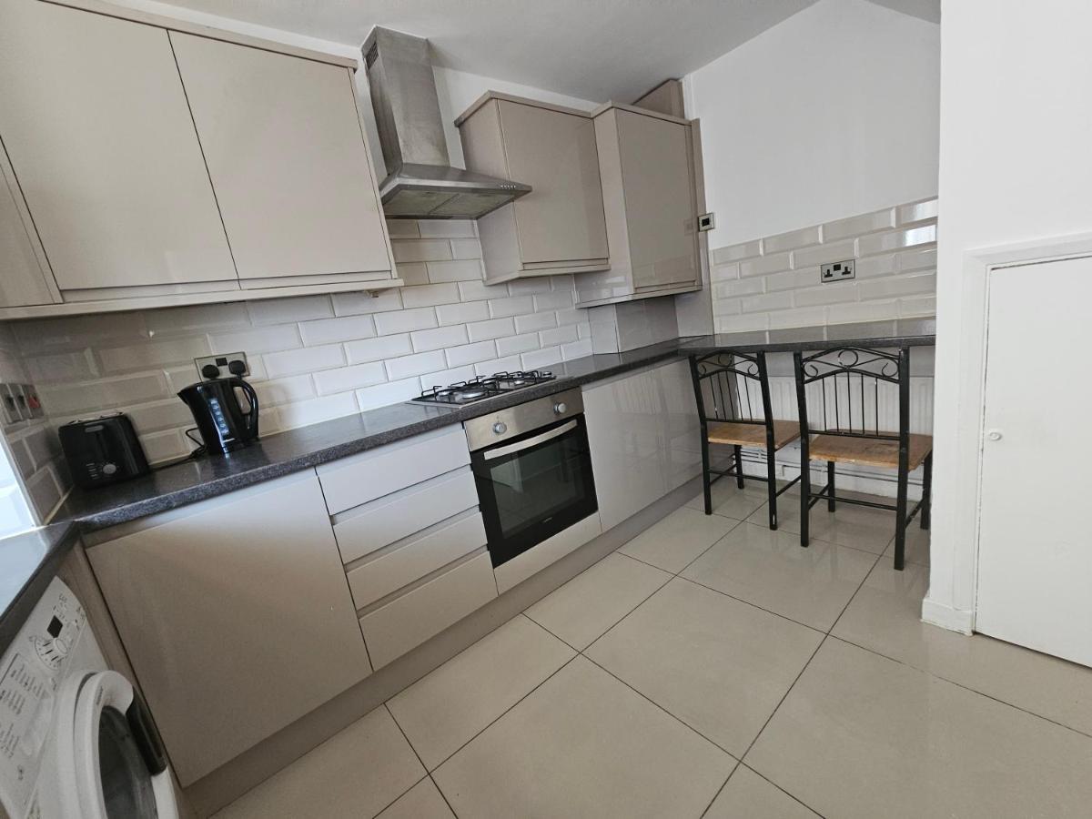 Towerhill Rooms Londra Dış mekan fotoğraf