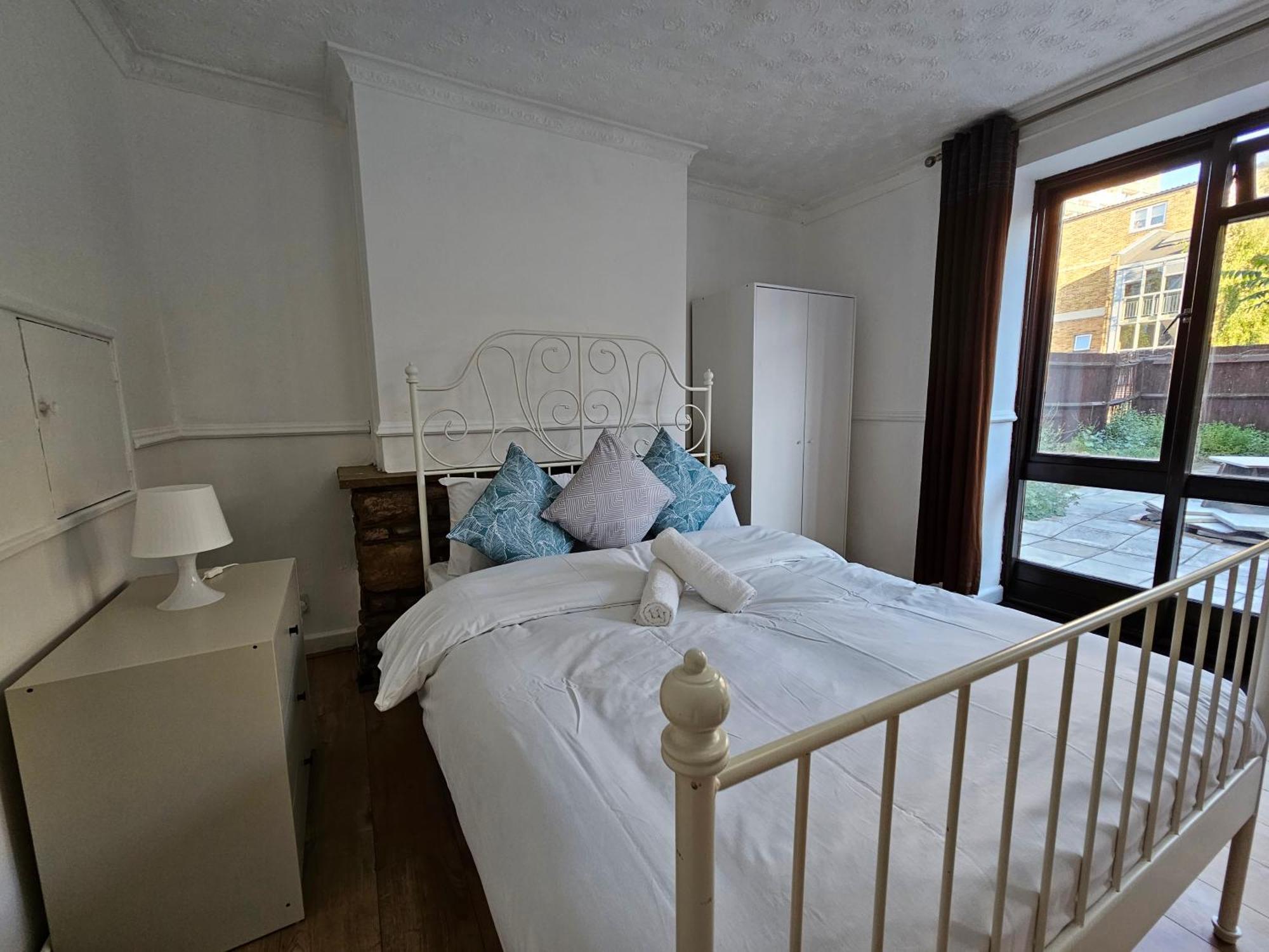 Towerhill Rooms Londra Dış mekan fotoğraf