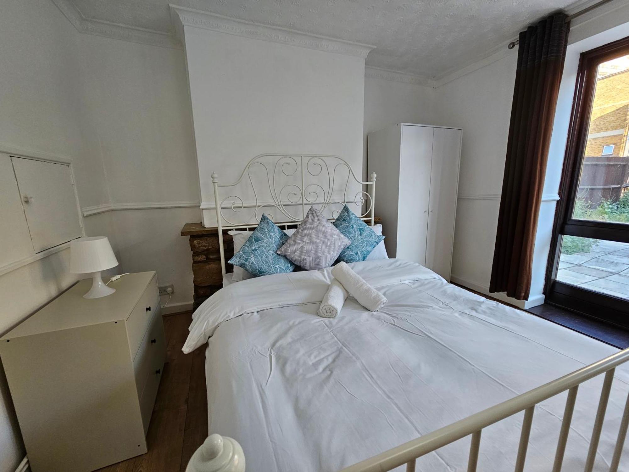 Towerhill Rooms Londra Dış mekan fotoğraf