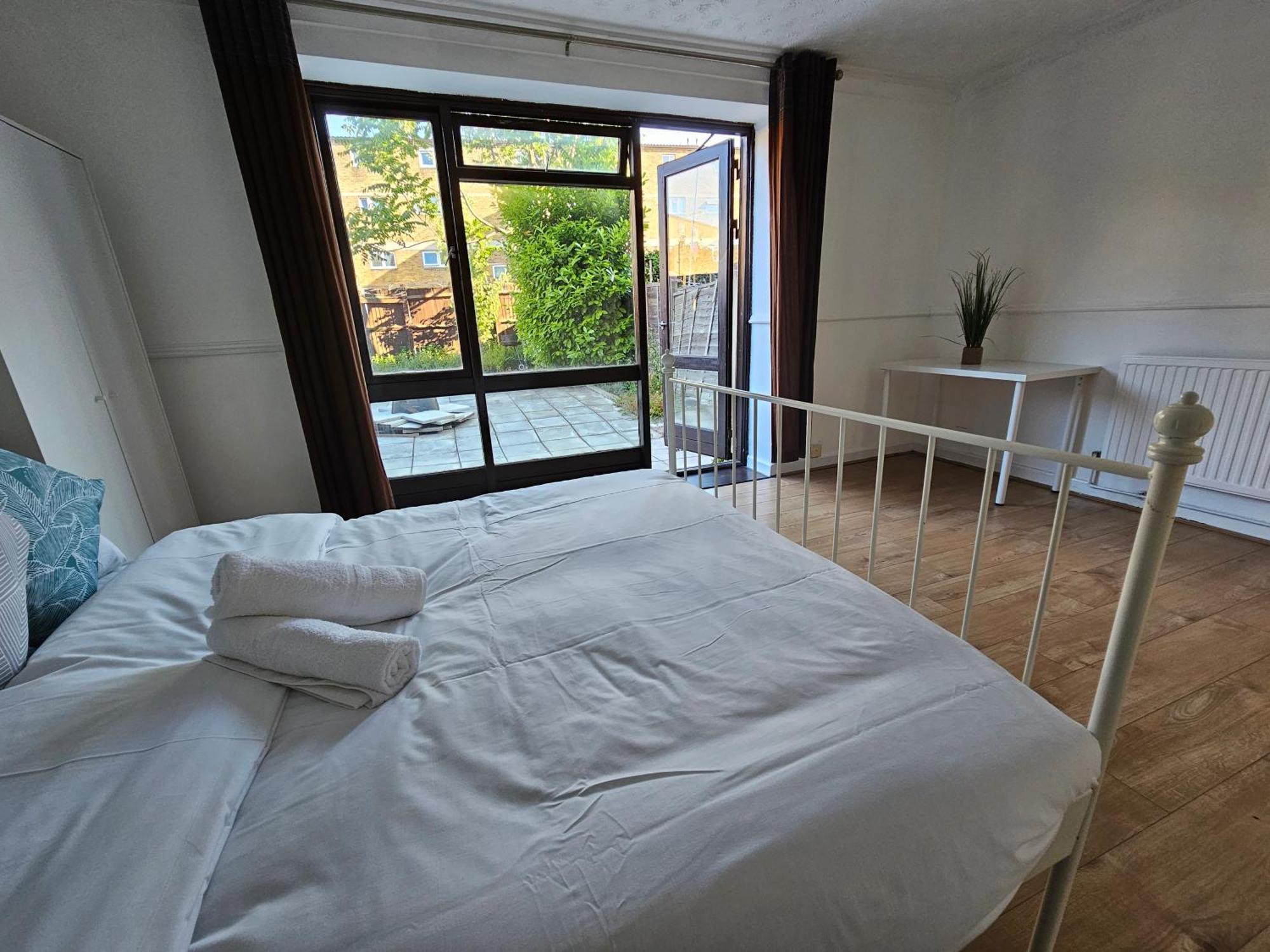 Towerhill Rooms Londra Dış mekan fotoğraf
