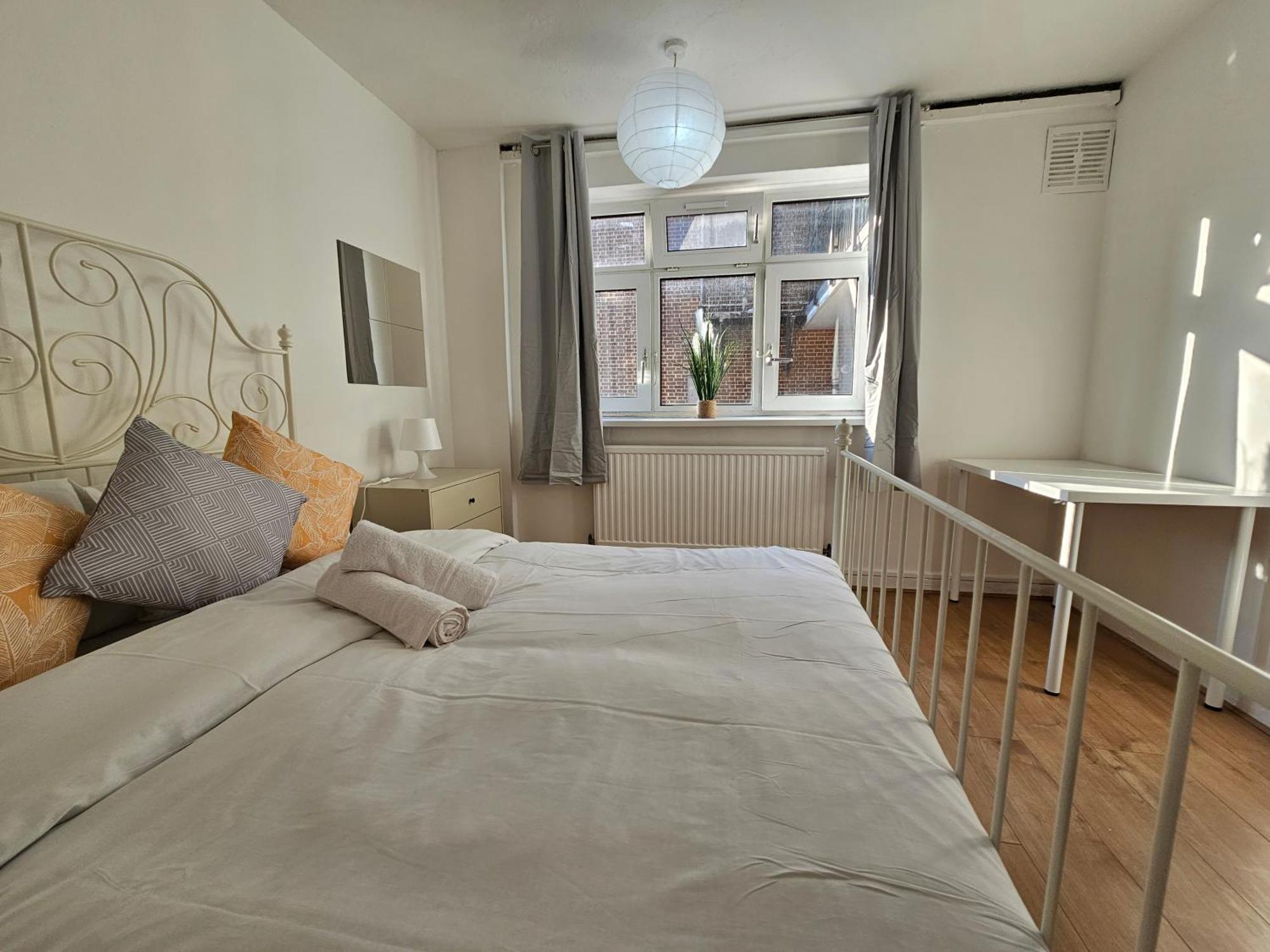 Towerhill Rooms Londra Dış mekan fotoğraf
